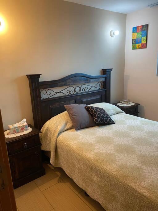 2 Rooms, 1 King Size Bed, 64" Smart Hdtv Guatemalaváros Kültér fotó
